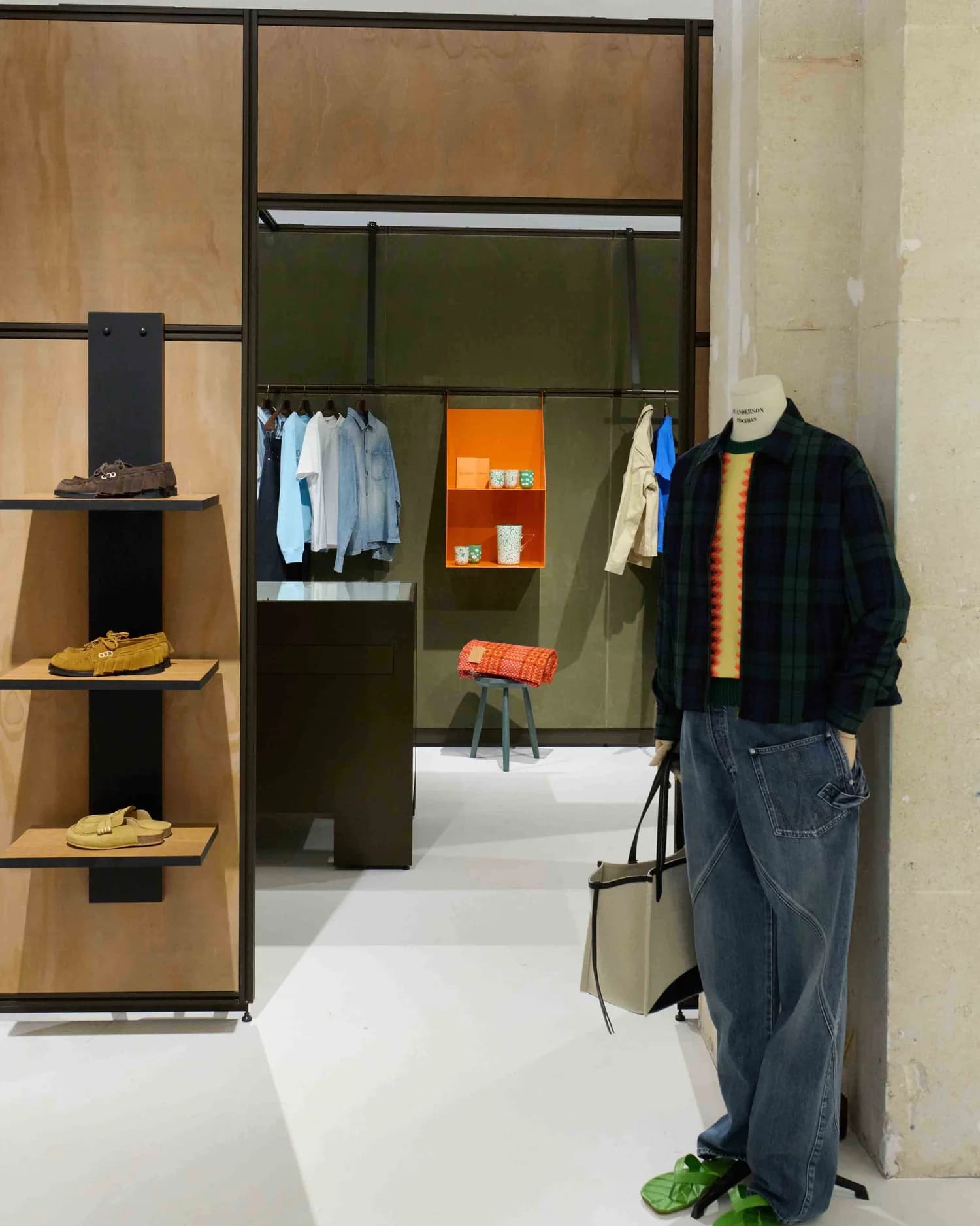 JW Anderson — Sa première boutique éphémère en France — photo 2