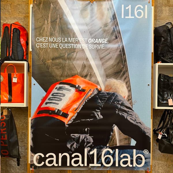 ESPIGAS — CANAL 16 LAB aux Docks Village